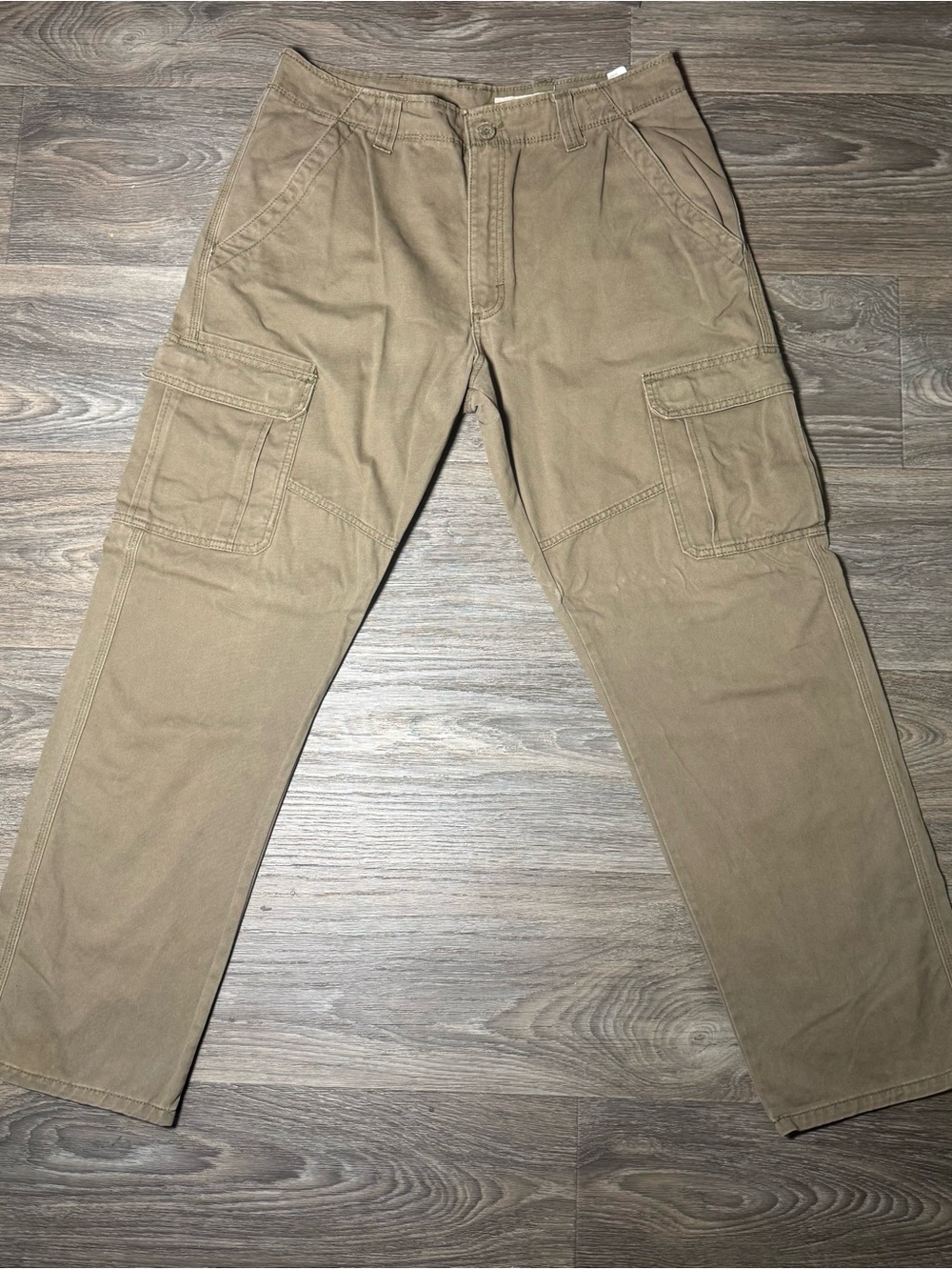 Levi's Relaxed Fit Cargo Pants 34x30 Olive Green 100% Cotton Utility Work Pant